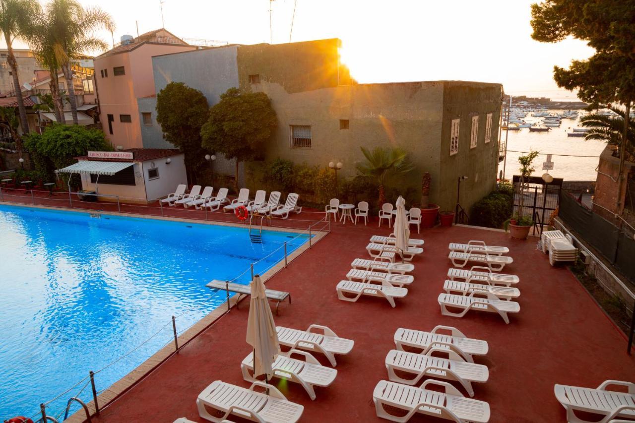 Wave Hotel Acireale Exteriér fotografie