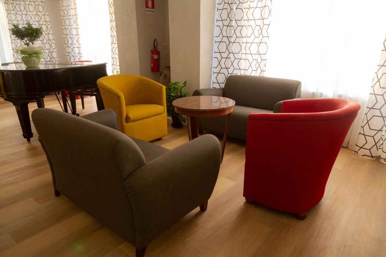Wave Hotel Acireale Exteriér fotografie